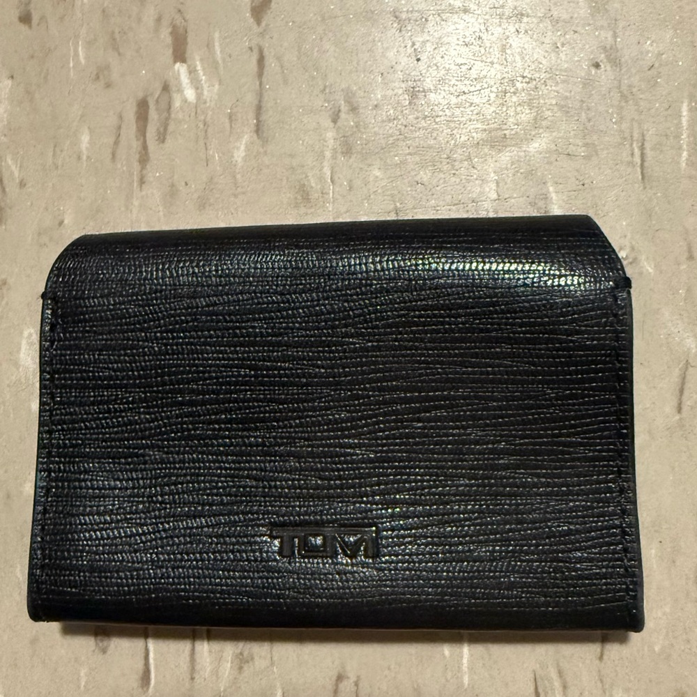 Tumi Leather Business Card case Black